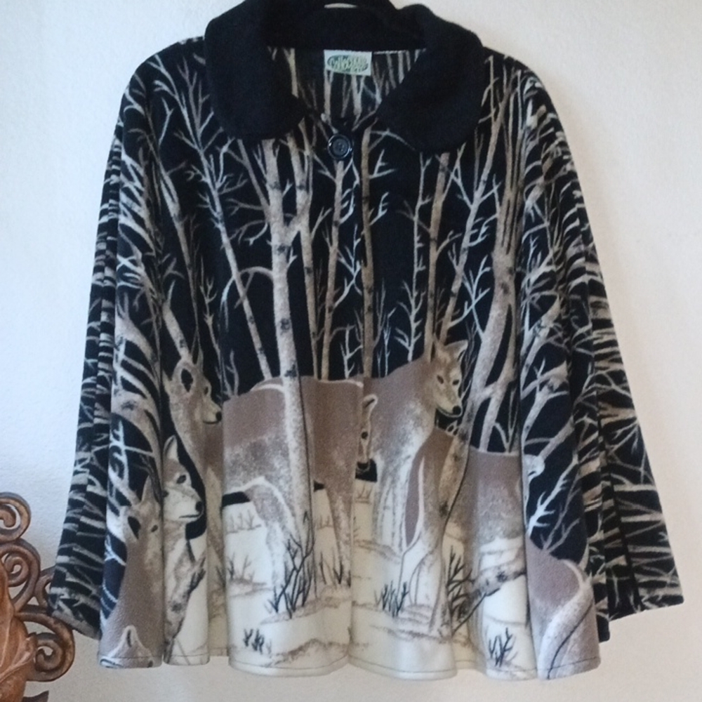 Vintage Cape With Wolves